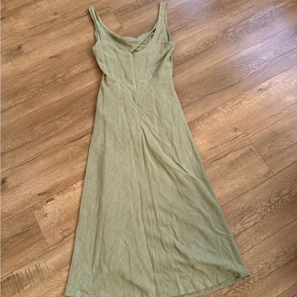 Petal & Pup Apollo Dress. Size 4. - Picture 5 of 6